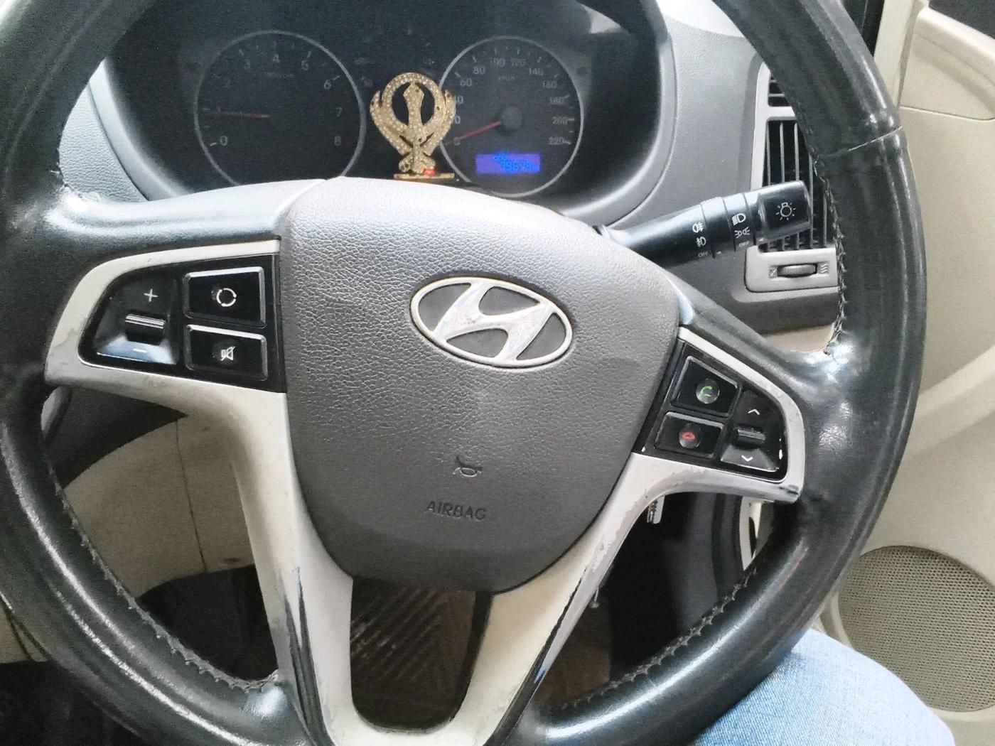 2013 Hyundai i20 SPORTZ 1.2, Petrol, Manual, 79,678 km, interior
