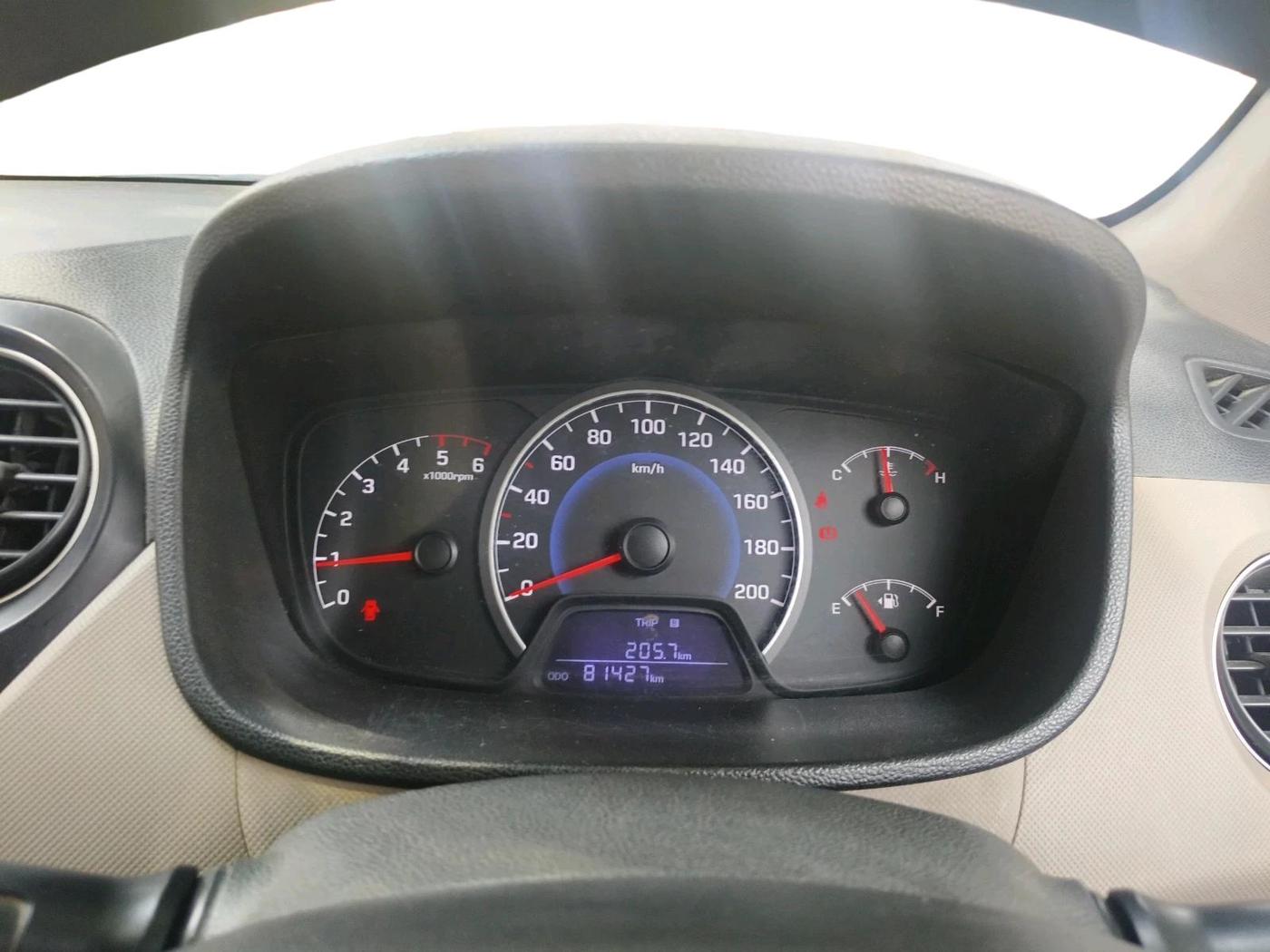 2016 Hyundai Grand i10 MAGNA 1.1 CRDI, Diesel, Manual, 81,427 km, interior