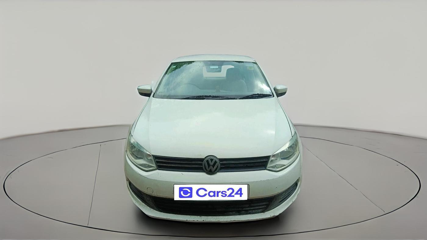 2011 Volkswagen Vento TRENDLINE 1.6, Petrol, Manual, 65,590 km, exterior