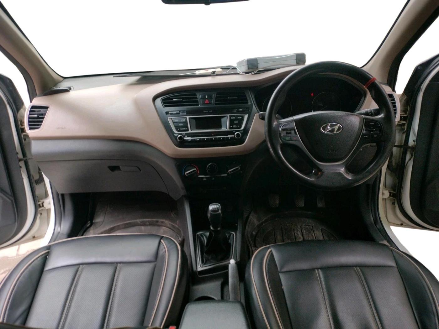 2016 Hyundai Elite i20 MAGNA 1.2, Petrol, Manual, 83,323 km, interior
