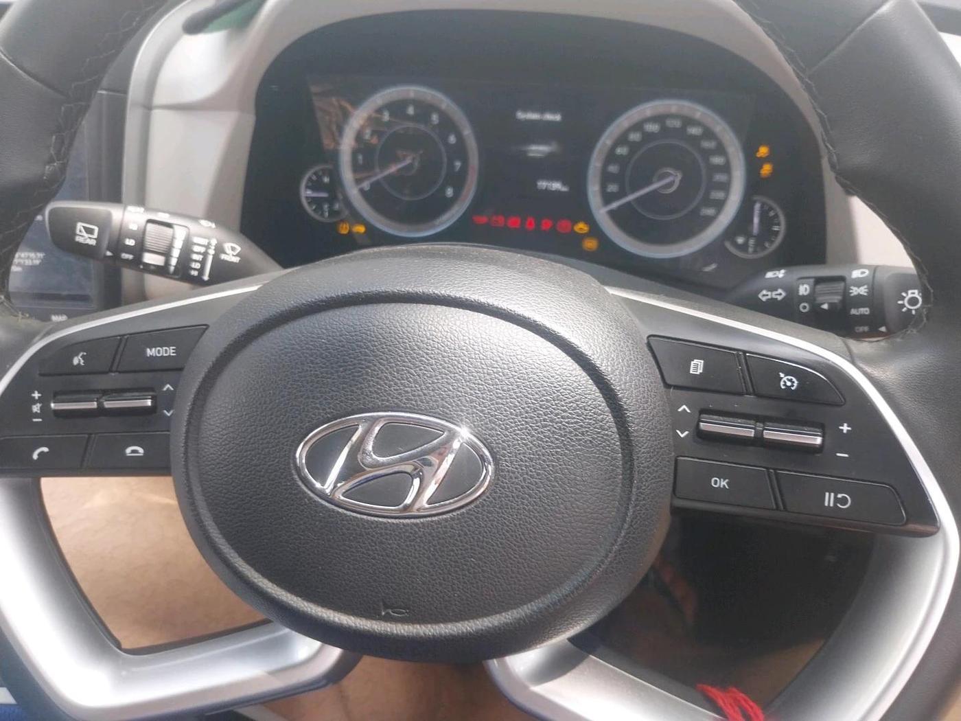 2022 Hyundai Creta SX 1.5 PETROL, Petrol, Manual, 17,139 km, interior