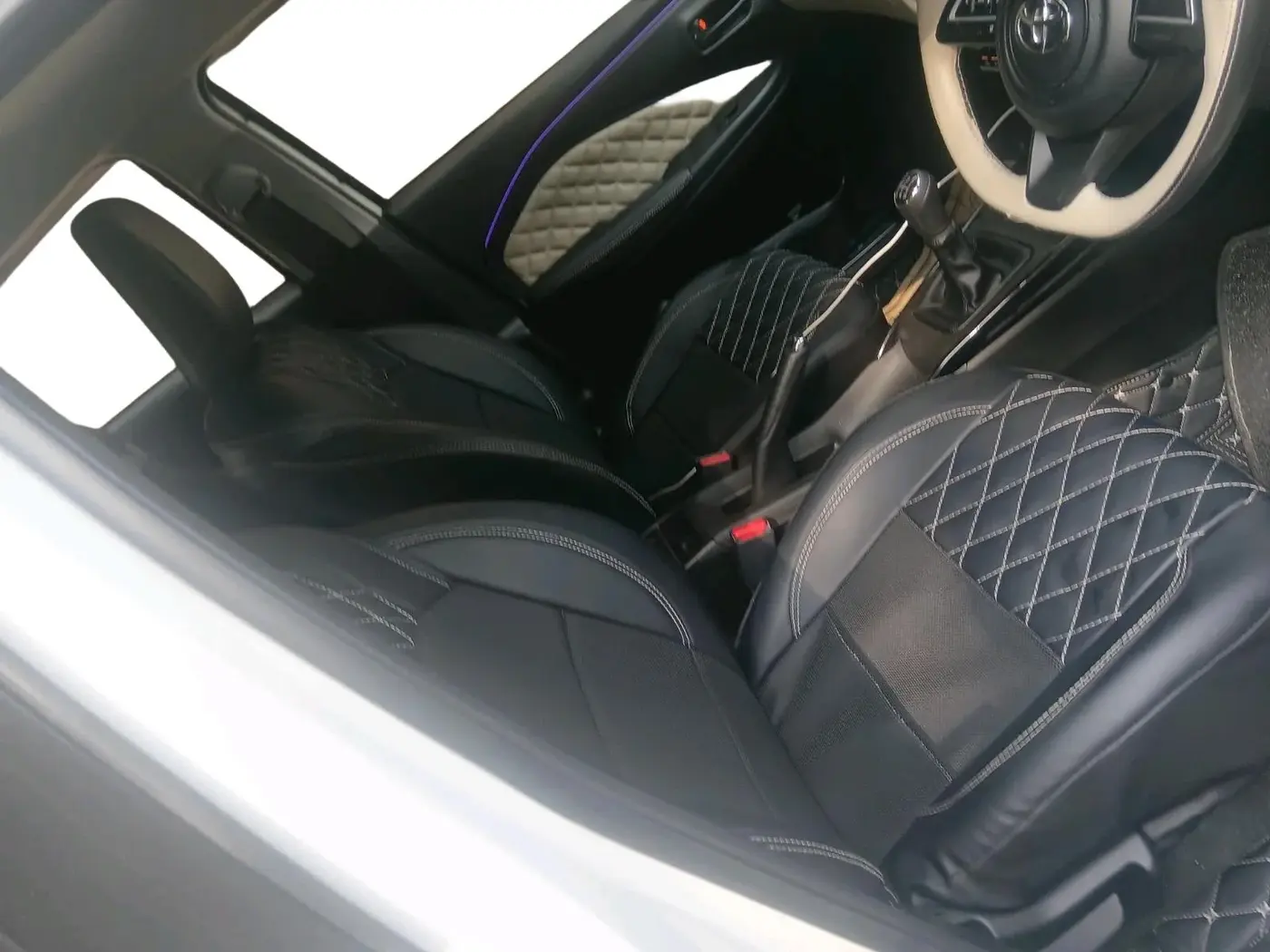2025 Toyota Glanza S, Petrol, Manual, 15,190 km, interior