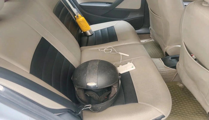 2011 Volkswagen Polo COMFORTLINE 1.2L PETROL, Petrol, Manual, 10,812 km, interior