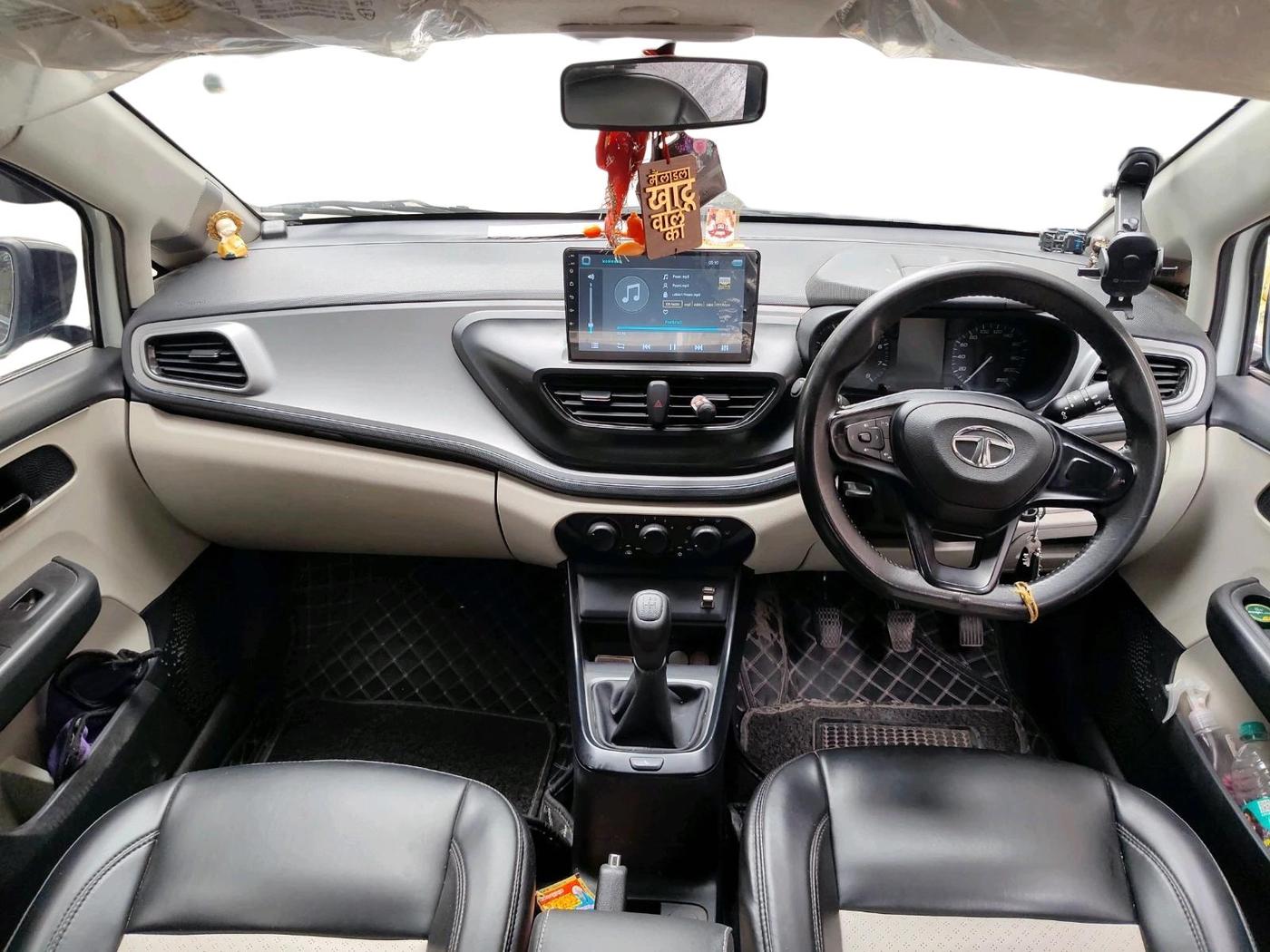 2022 Tata ALTROZ XE PETROL, CNG, Manual, 47,988 km, interior