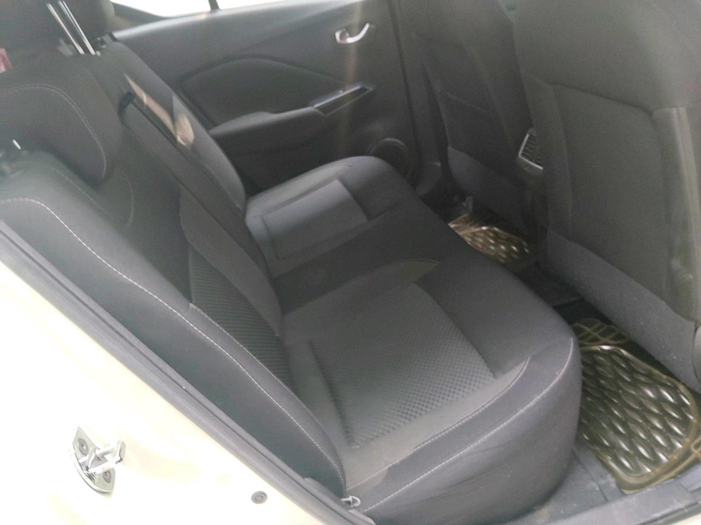 2019 Nissan Kicks XV 1.5, Petrol, Manual, 1,06,121 km, interior