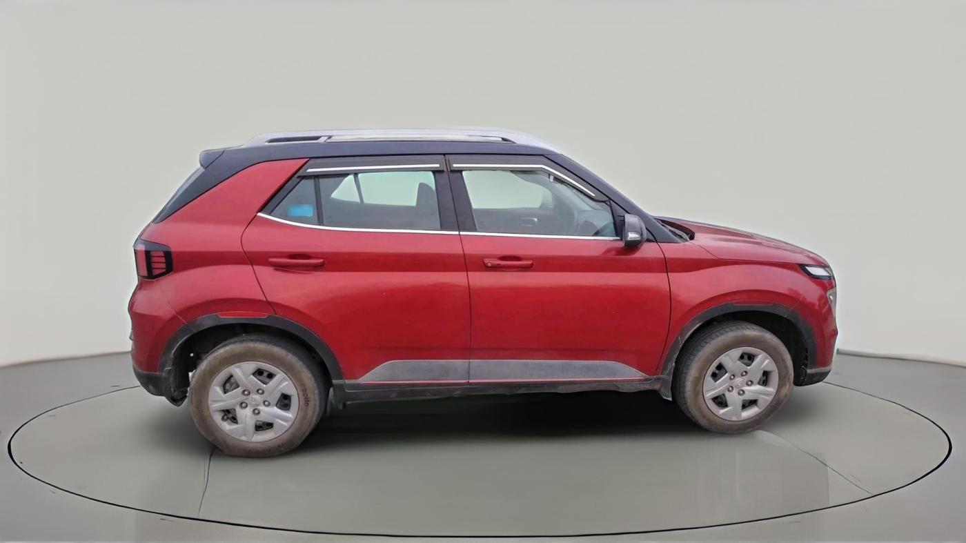2022 Hyundai VENUE SX 1.2 PETROL DUAL TONE, Petrol, Manual, 45,185 km, exterior