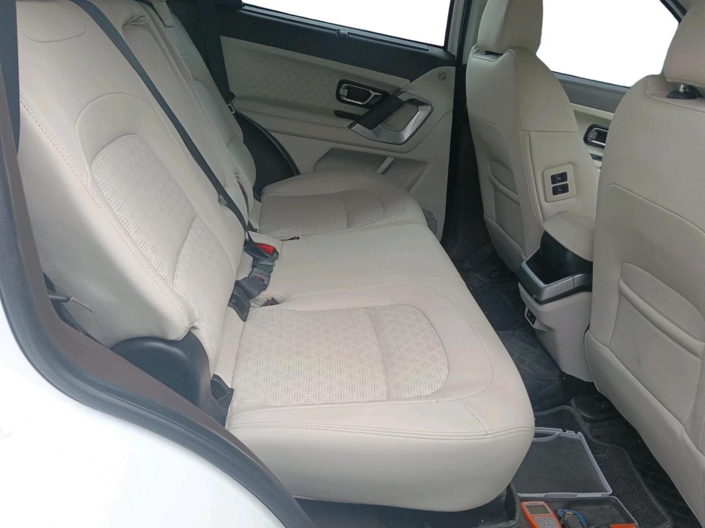 2024 Tata Safari ACCOMPLISHED PLUS DUAL TONE AT, Diesel, Automatic, 32,146 km, interior