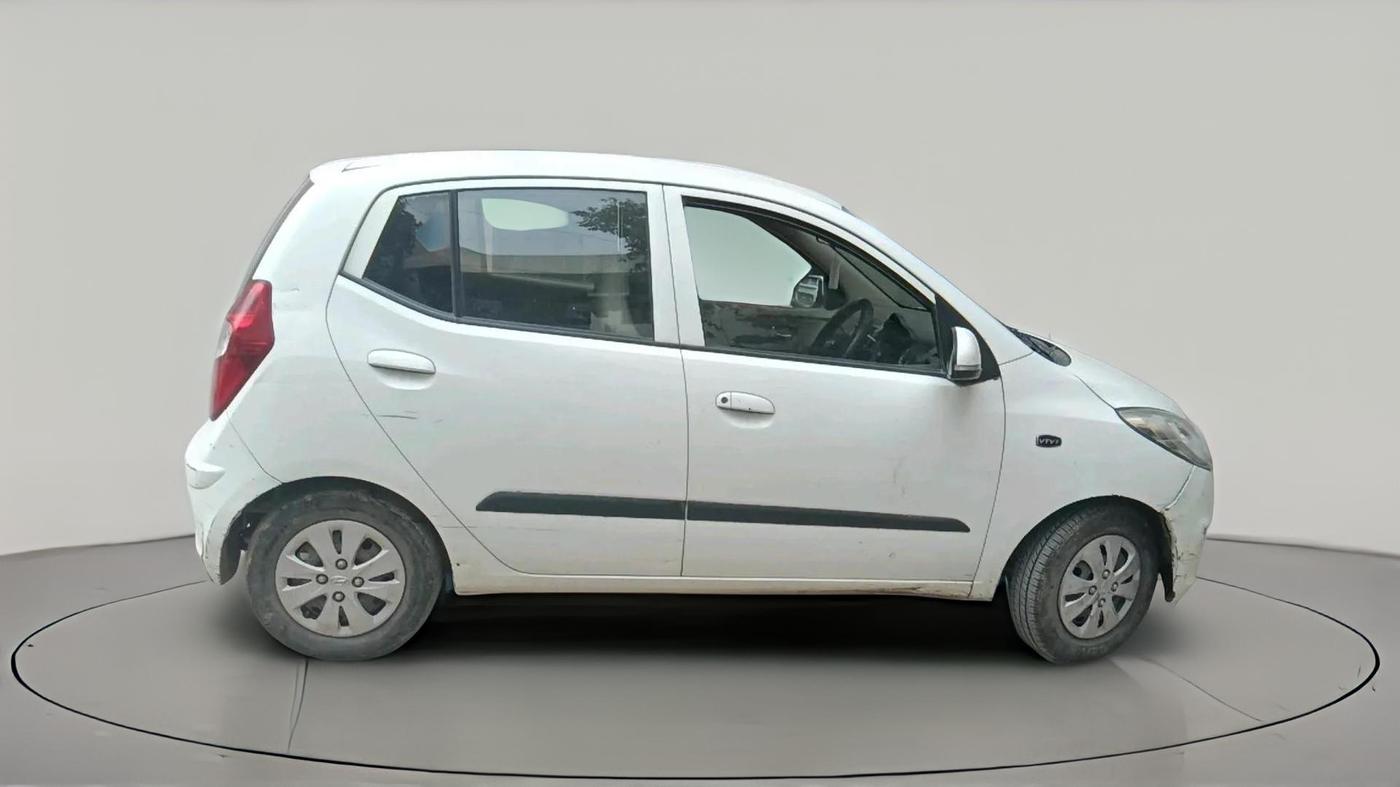 2013 Hyundai i10 MAGNA 1.2, CNG, Manual, 55,569 km, exterior