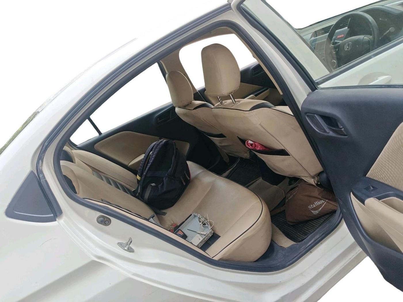 2014 Honda City 1.5L I-VTEC S MT, Petrol, Manual, 1,18,021 km, interior