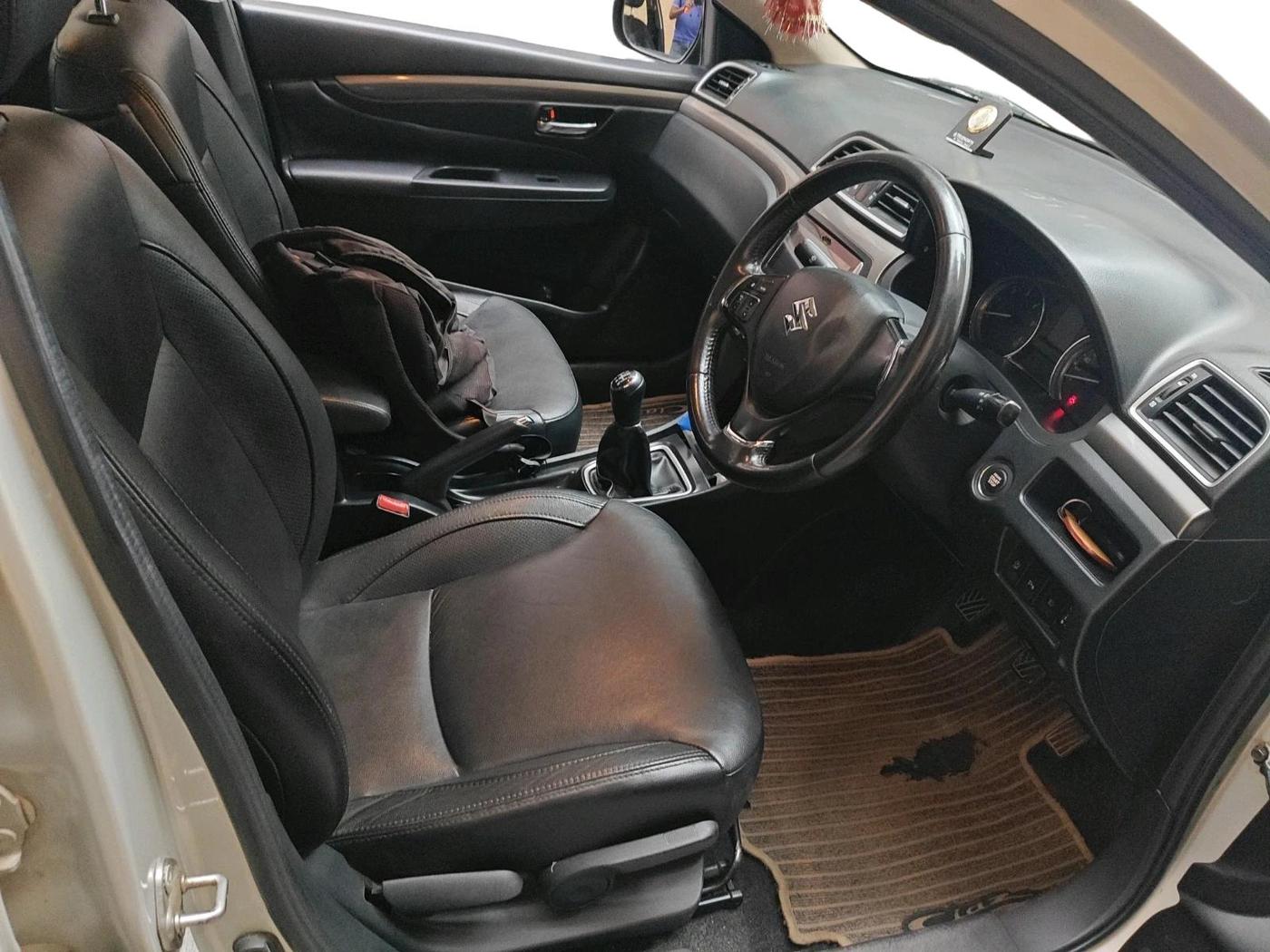 2016 Maruti Ciaz ZDI+ SHVS RS, Diesel, Manual, 1,44,705 km, interior