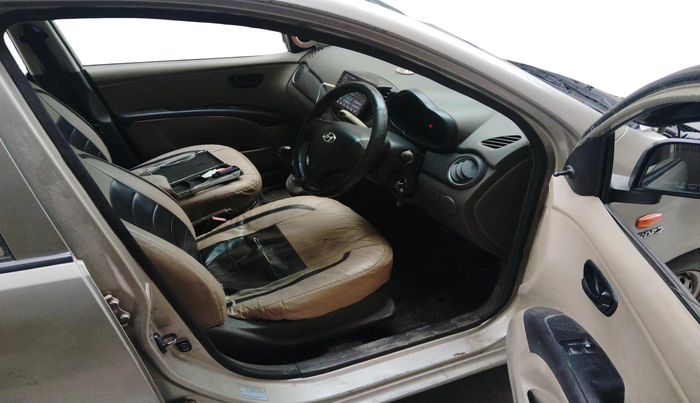 2011 Hyundai i10 ERA 1.1, Petrol, Manual, 92,275 km, interior
