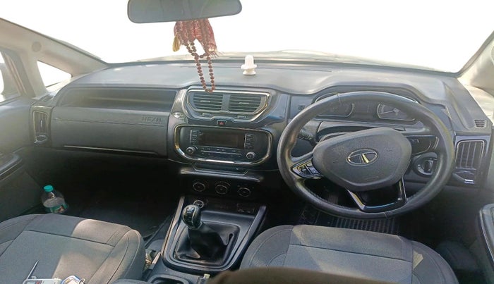 2017 Tata Hexa XE 4X2 6 STR, Diesel, Manual, 87,642 km, interior