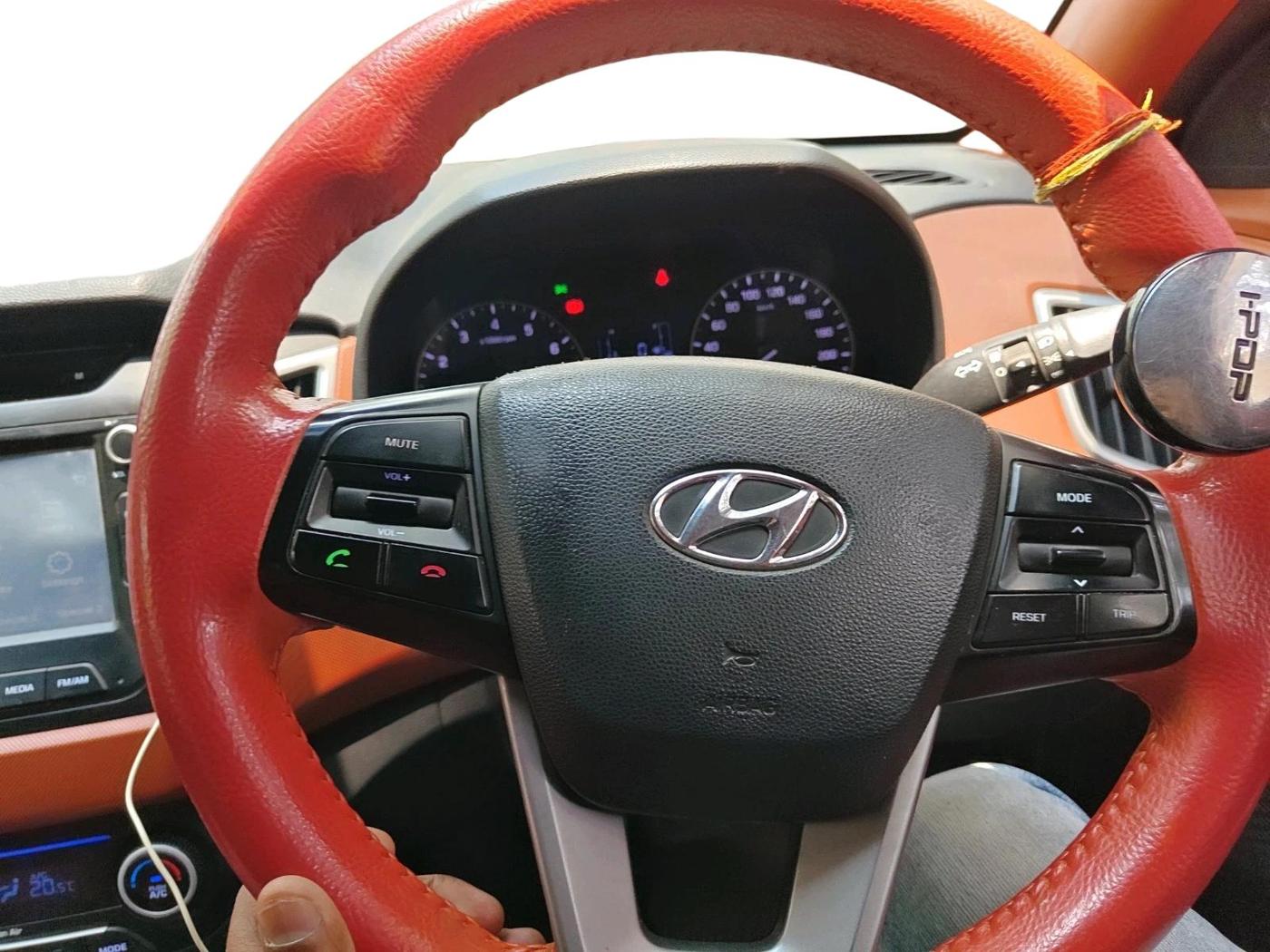 2017 Hyundai Creta SX PLUS AT 1.6 PETROL, Petrol, Automatic, 98,595 km, interior