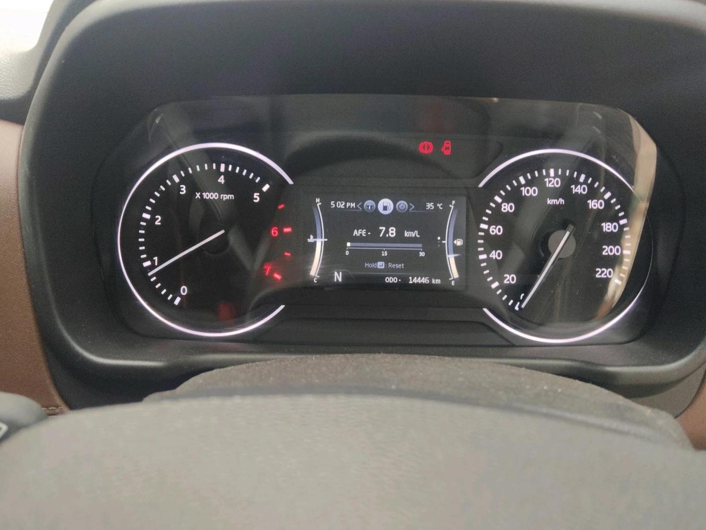2024 Mahindra SCORPIO-N Z4 PETROL MT 7 STR, Petrol, Manual, 14,446 km, interior