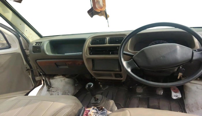 2012 Maruti Eeco 5 STR WITH A/C+HTR CNG, CNG, Manual, 2,15,629 km, interior