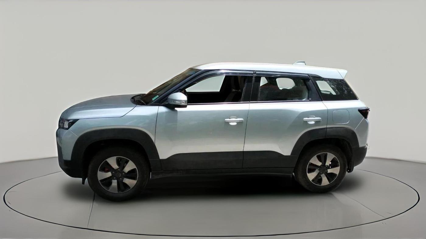 2025 Maruti BREZZA VXI AT SMART HYBRID, Petrol, Automatic, 987 km, exterior