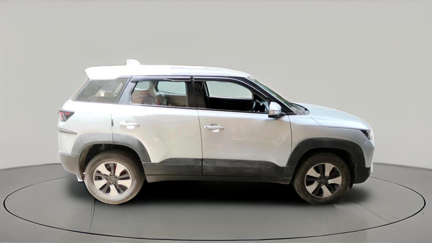 2025 Maruti BREZZA VXI AT SMART HYBRID, Petrol, Automatic, 987 km, exterior