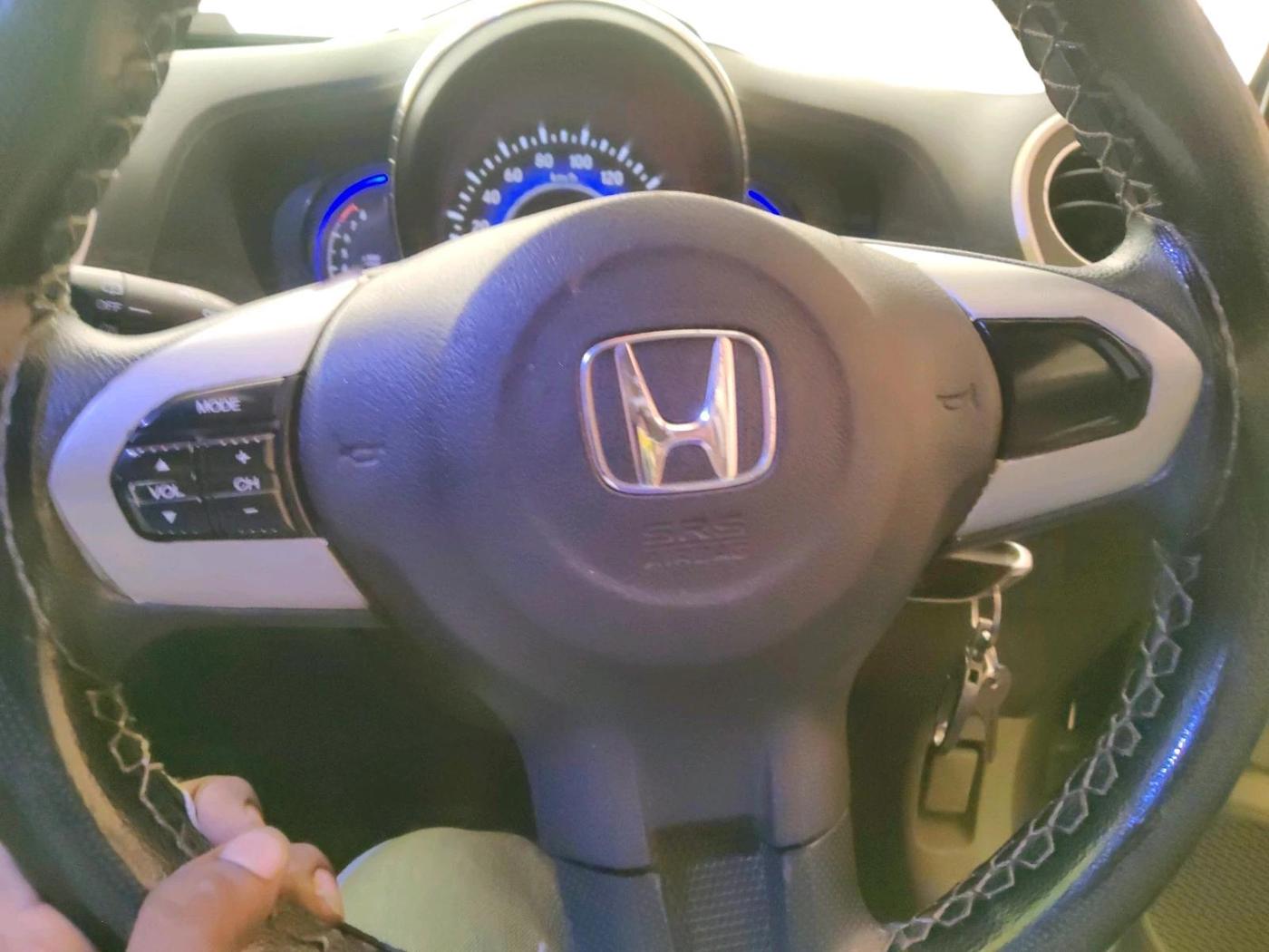 2014 Honda Mobilio 1.5L I-VTEC E, CNG, Manual, 65,188 km, interior