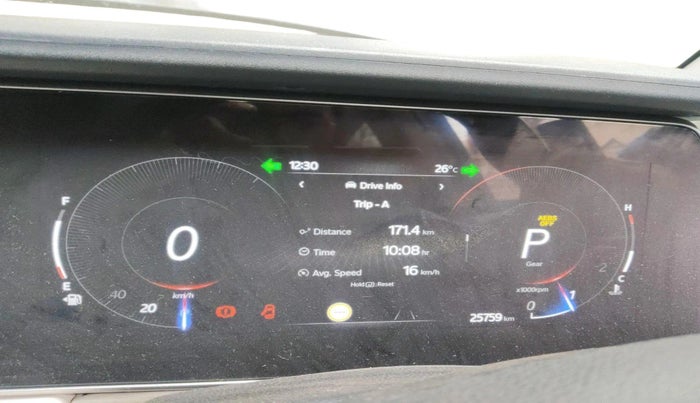 2024 Mahindra XUV700 AX 7 LUXURY P AT 7 STR, Petrol, Automatic, 25,759 km, interior