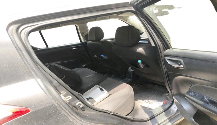 2015 Maruti Swift VXI, Petrol, Manual, 1,30,255 km, interior