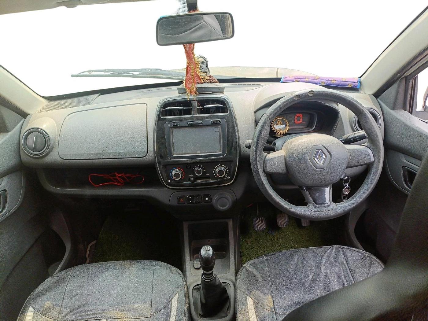 2015 Renault Kwid RXT 0.8, Petrol, Manual, 32,915 km, interior