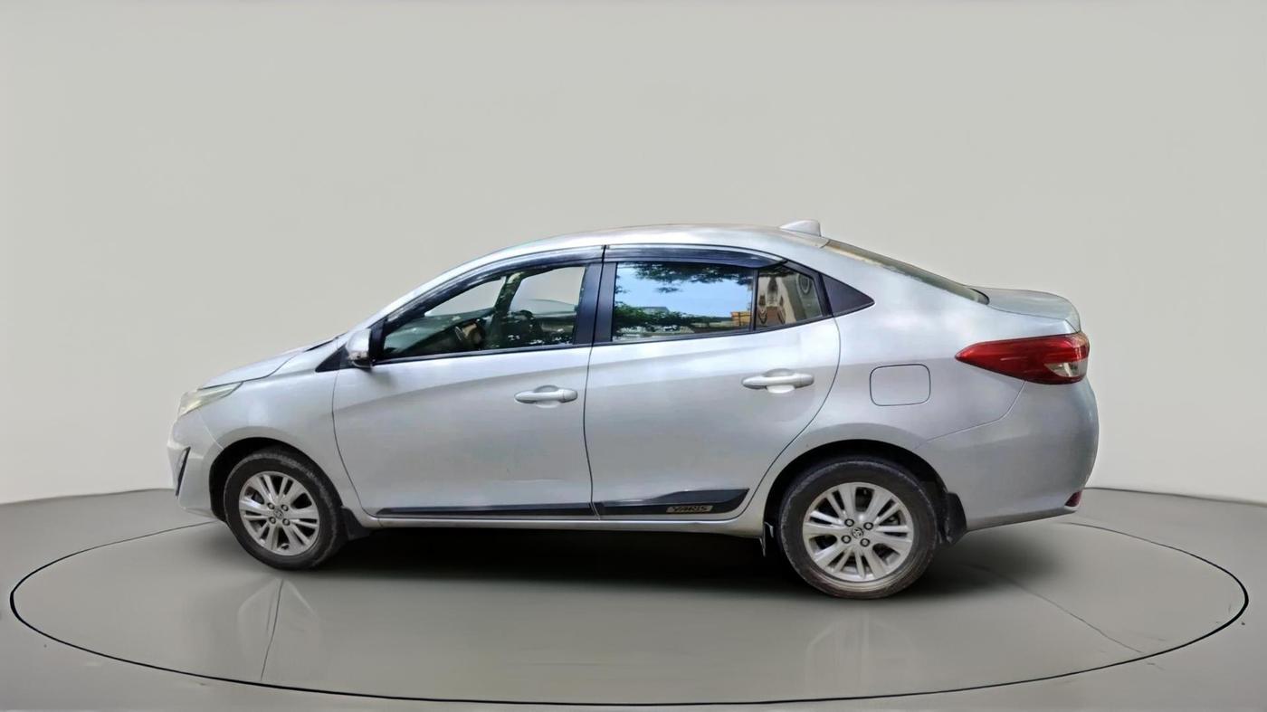 2018 Toyota YARIS V MT, Petrol, Manual, 93,049 km, exterior