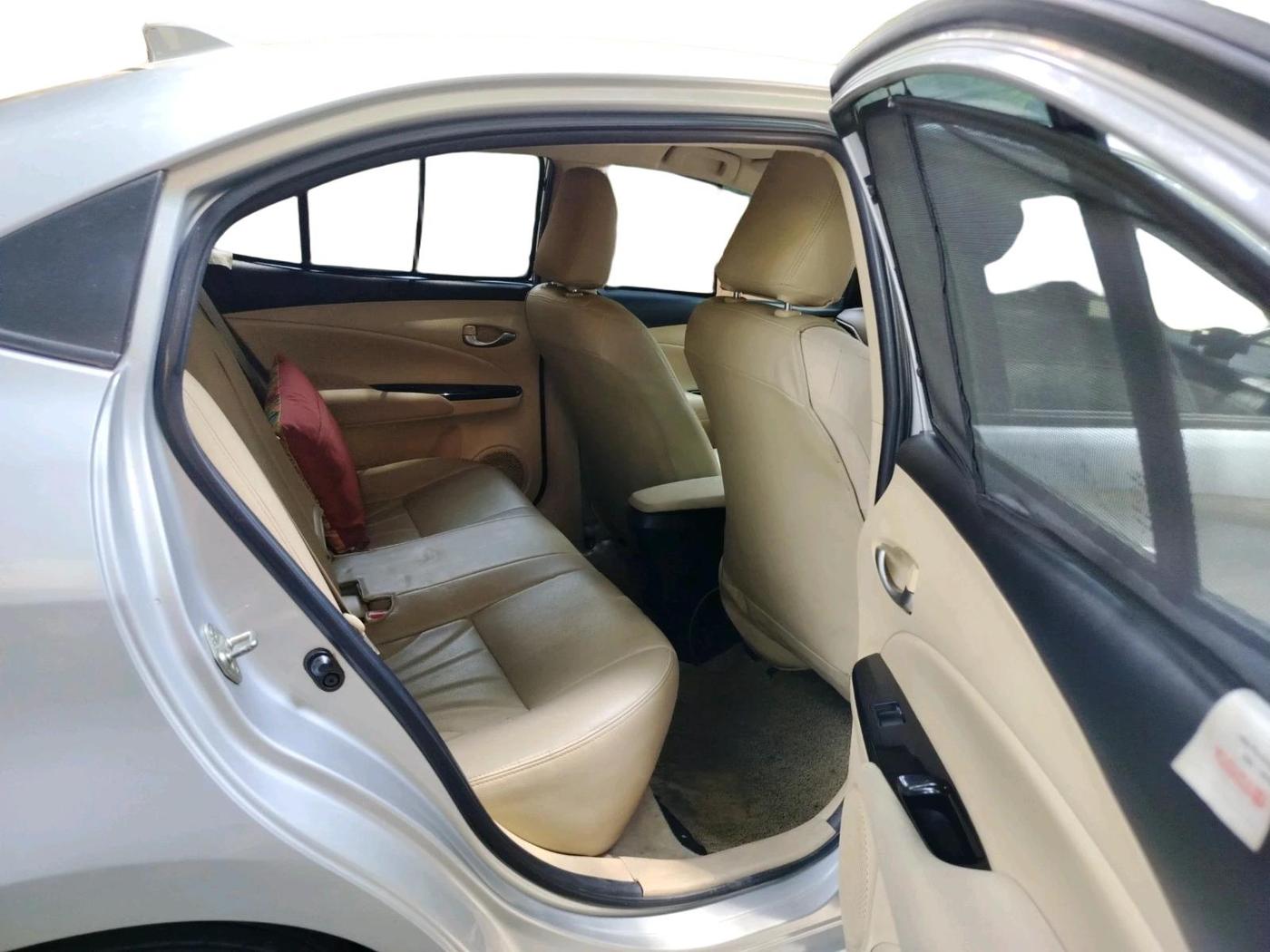 2018 Toyota YARIS V MT, Petrol, Manual, 93,049 km, interior