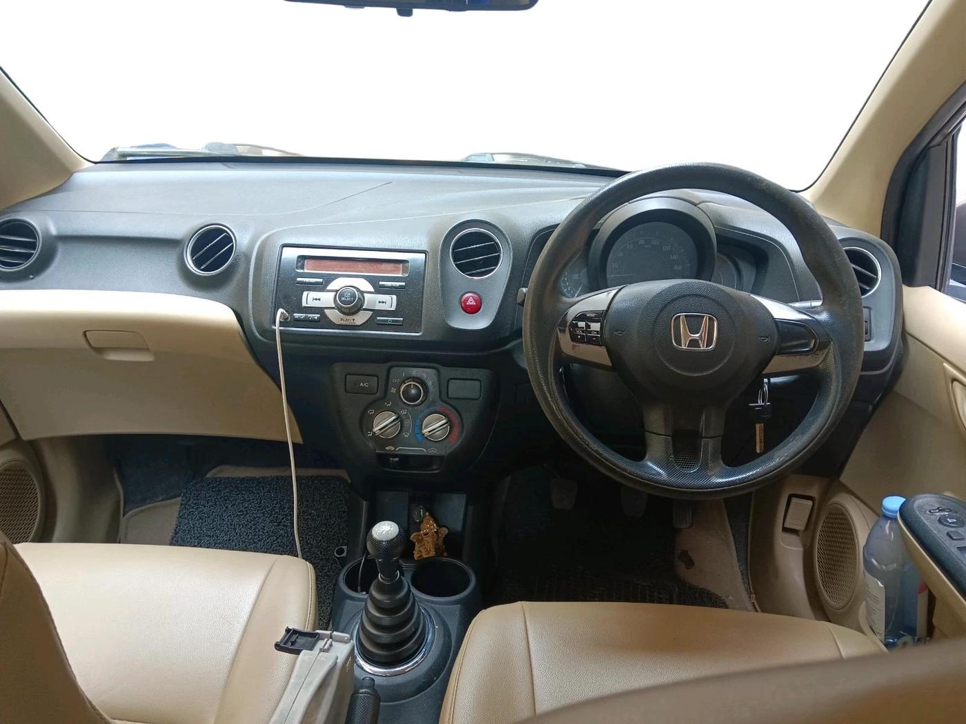 2015 Honda Amaze 1.2L I-VTEC S, Petrol, Manual, 95,029 km, interior