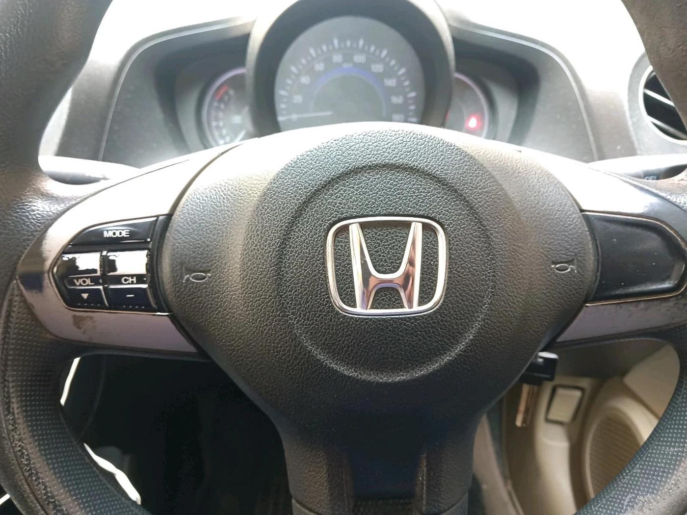 2015 Honda Amaze 1.2L I-VTEC S, Petrol, Manual, 95,029 km, interior