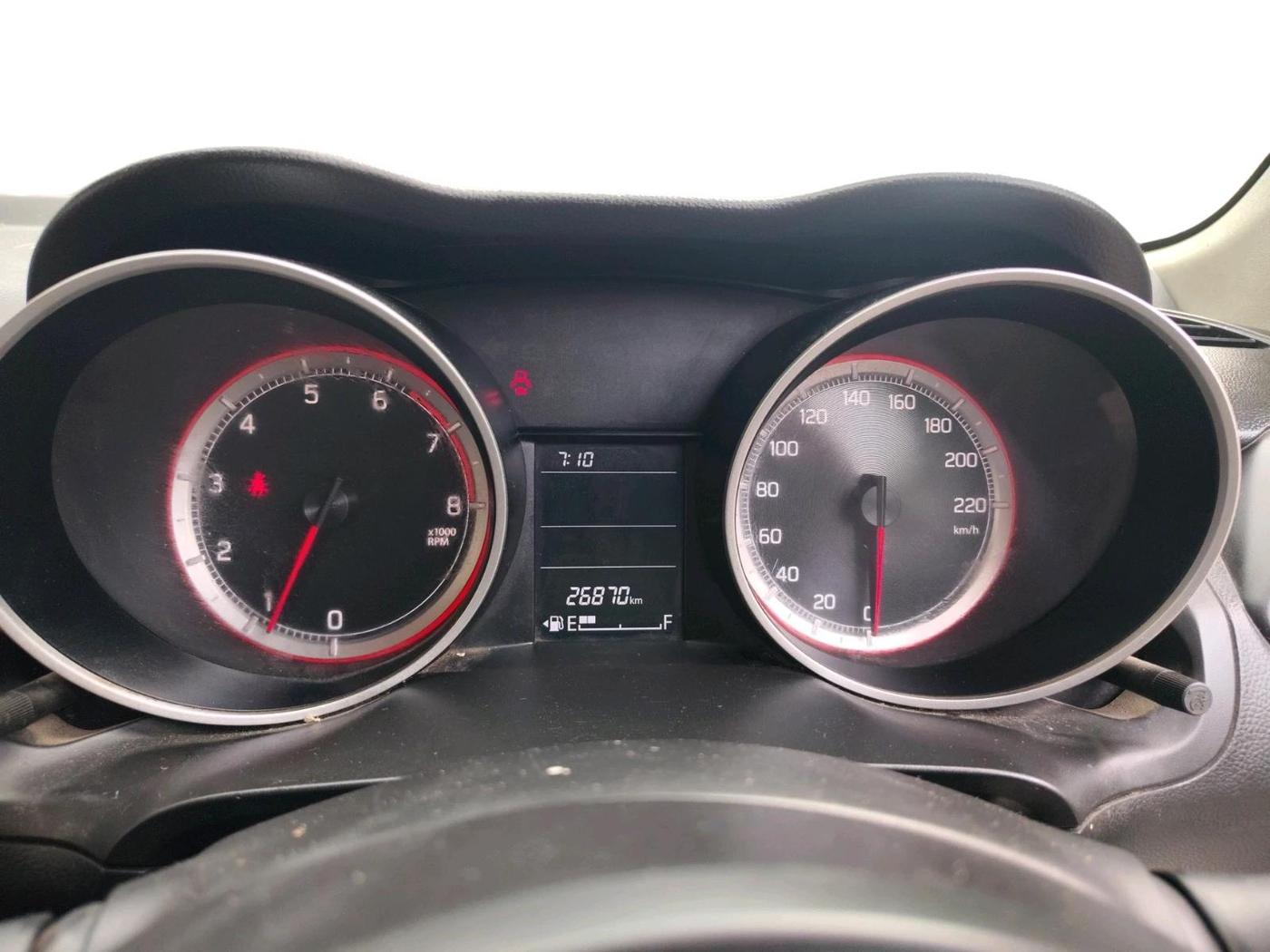 2018 Maruti Swift VXI, Petrol, Manual, 26,870 km, interior