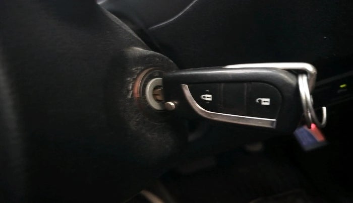 2018 Toyota Innova Crysta 2.8 GX AT 7 STR, Diesel, Automatic, 1,36,309 km, interior