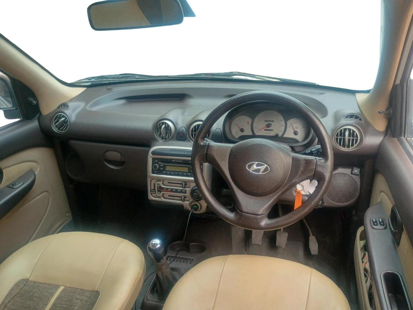 2014 Hyundai Santro Xing GLS (CNG), CNG, Manual, 78,691 km, interior