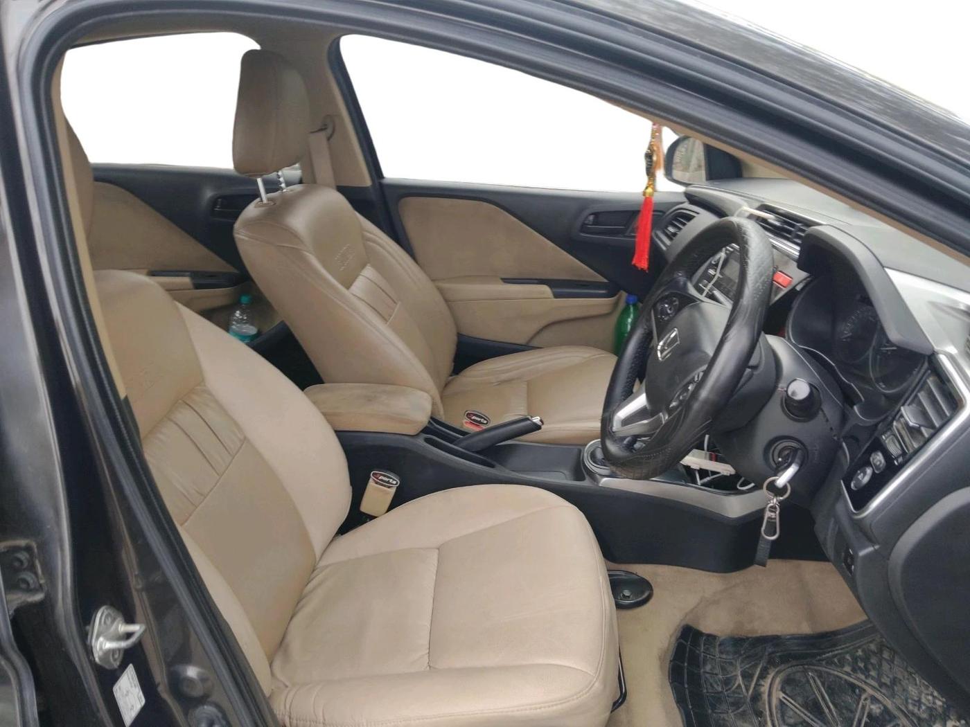 2014 Honda City 1.5L I-VTEC SV, Petrol, Manual, 1,04,650 km, interior