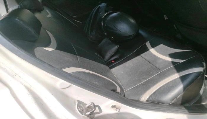 2013 Maruti Swift VXI, Petrol, Manual, 55,471 km, interior