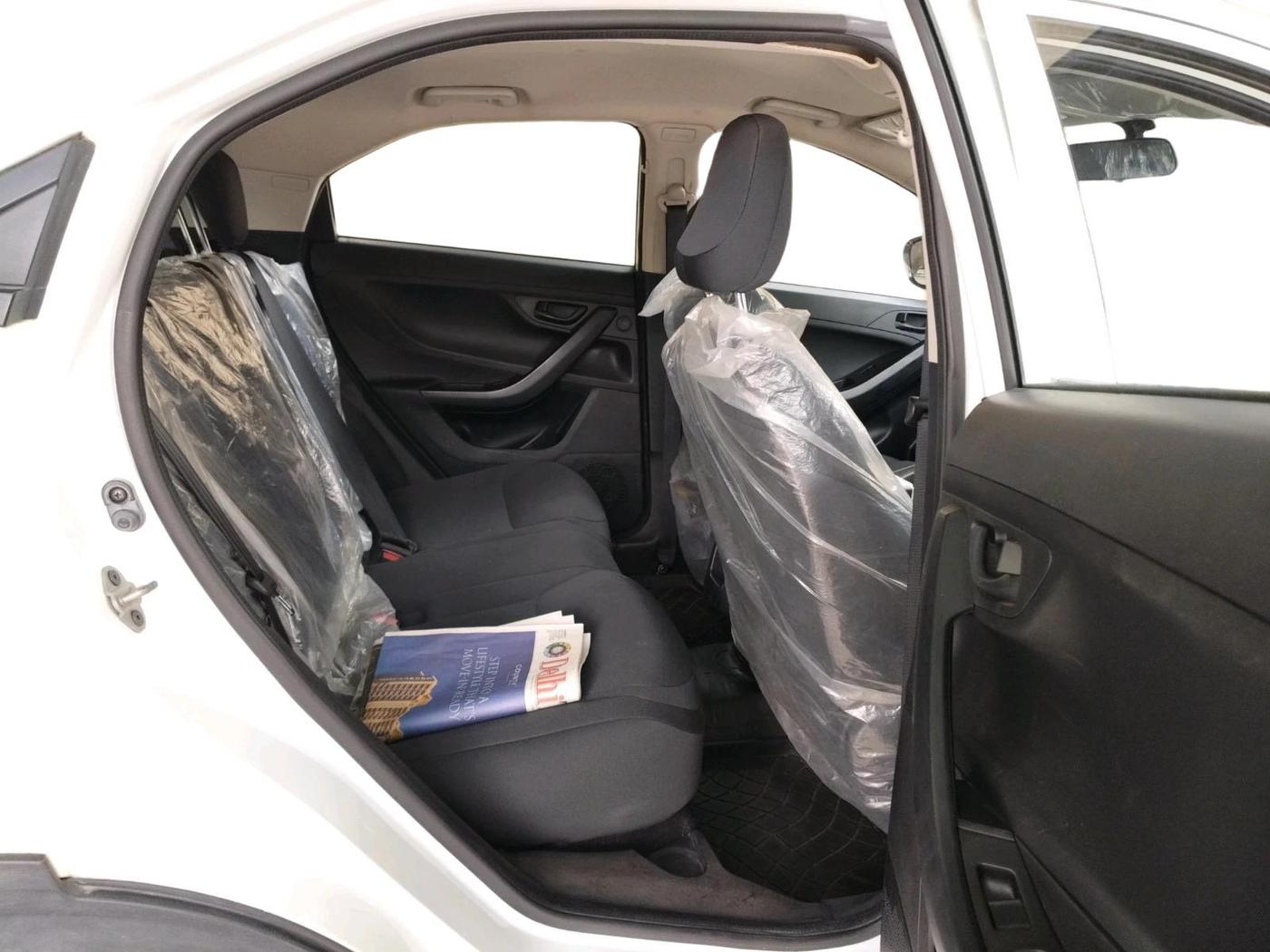 2024 Tata NEXON Smart Plus 1.2 Revotron 6 AMT, Petrol, Automatic, 11,475 km, interior