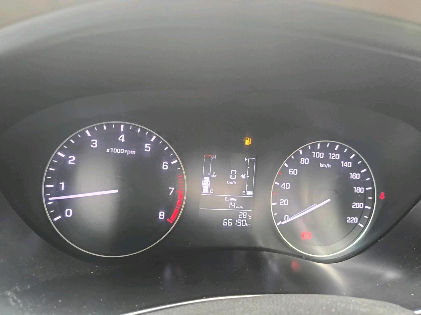 2015 Hyundai Elite i20 SPORTZ 1.2, Petrol, Manual, 66,190 km, interior