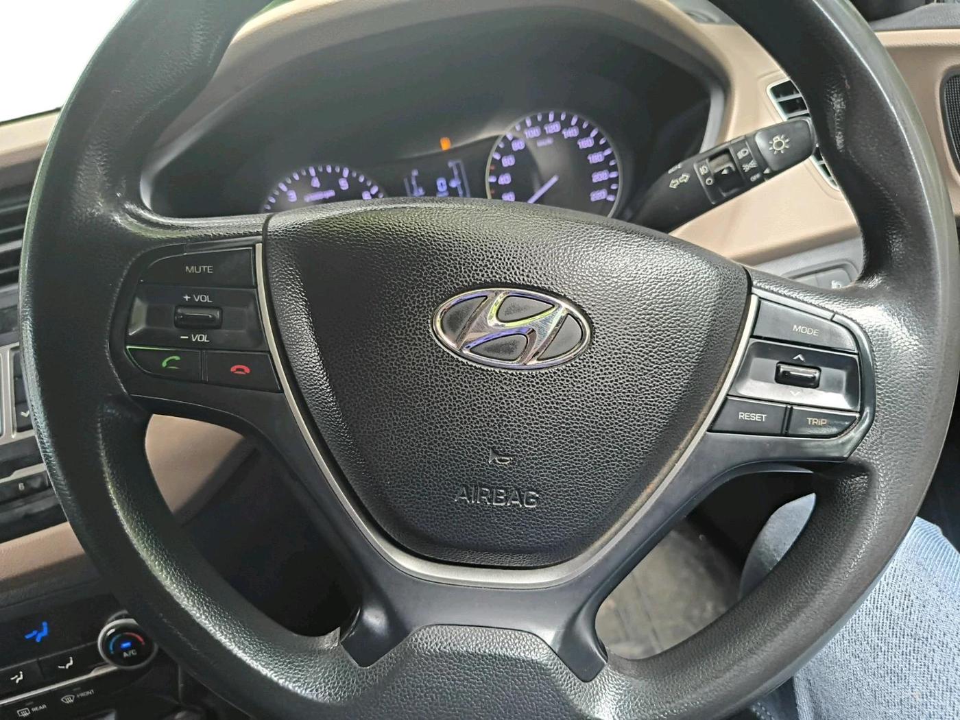 2015 Hyundai Elite i20 SPORTZ 1.2, Petrol, Manual, 66,190 km, interior