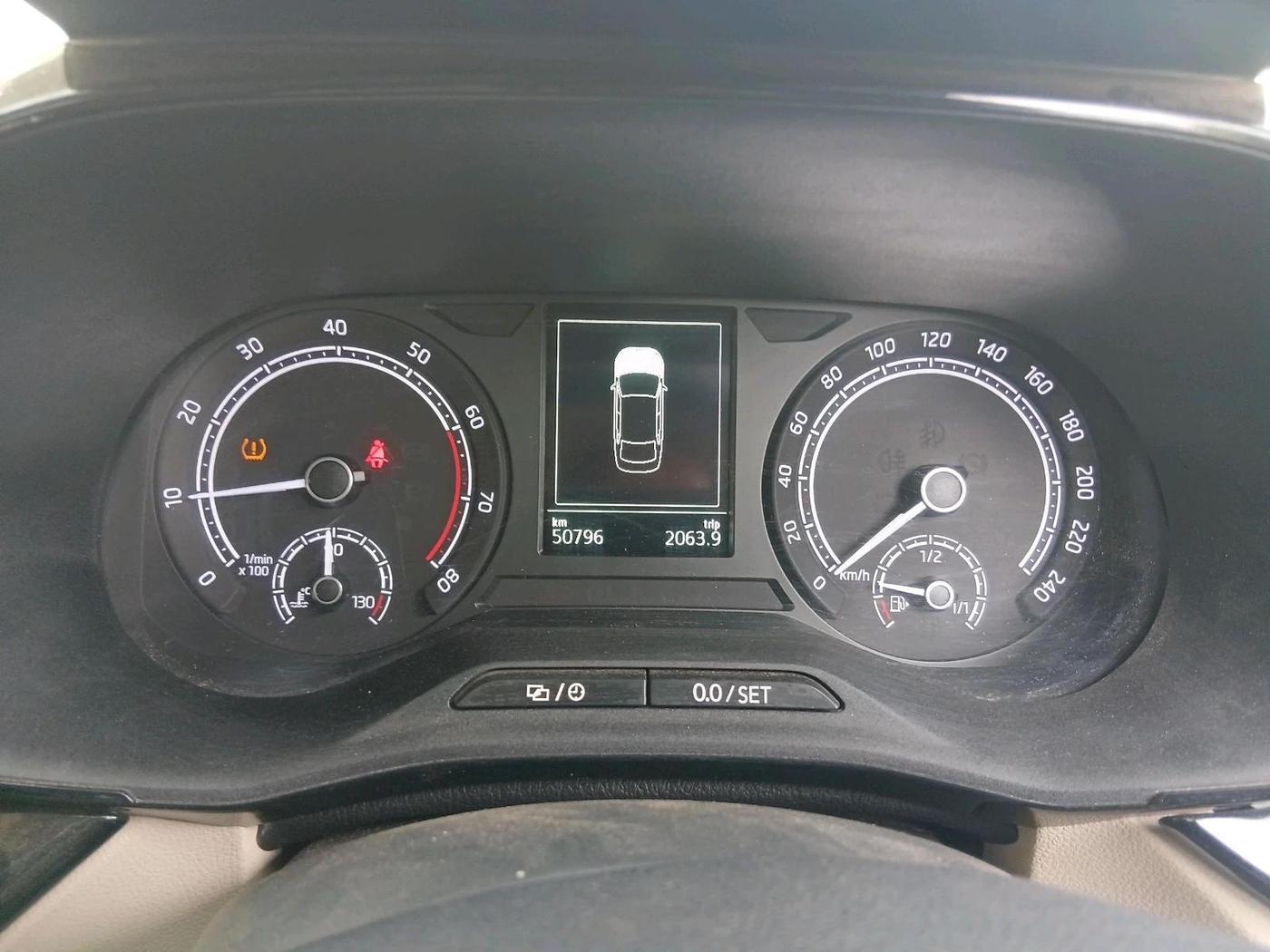 2023 Skoda SLAVIA AMBITION 1.0L TSI AT, Petrol, Automatic, 50,796 km, interior