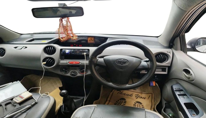 2011 Toyota Etios G, CNG, Manual, 1,17,064 km, interior