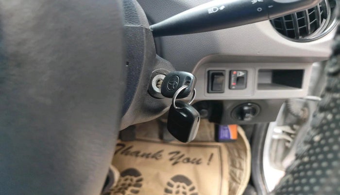 2011 Toyota Etios G, CNG, Manual, 1,17,064 km, interior