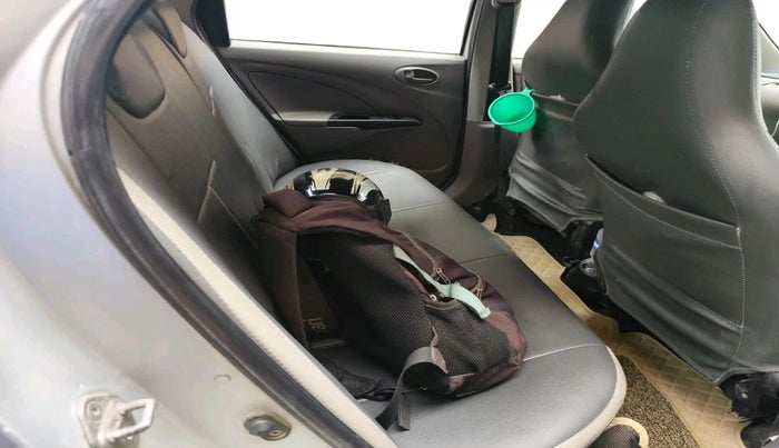 2011 Toyota Etios G, CNG, Manual, 1,17,064 km, interior