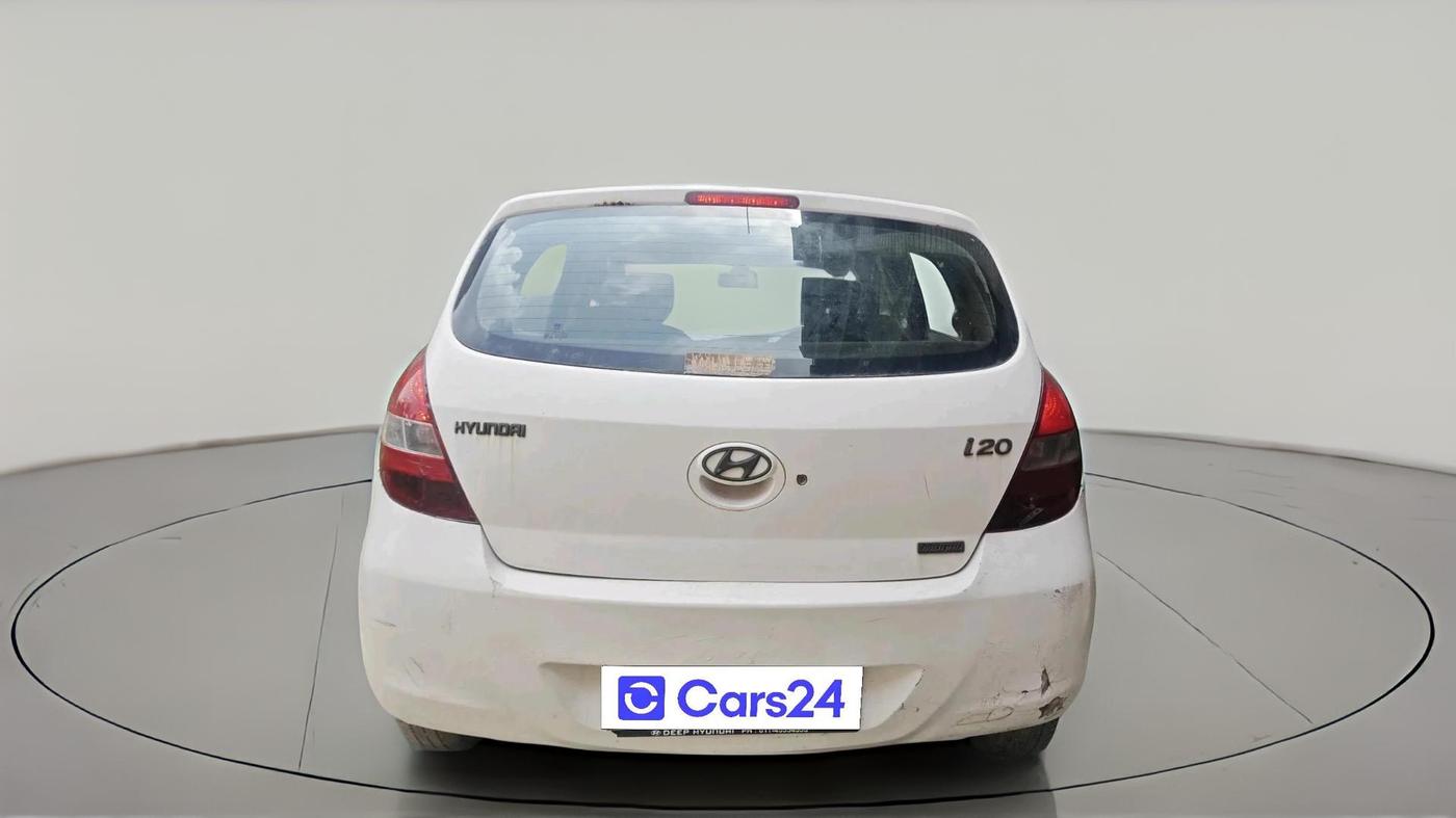 2011 Hyundai i20 MAGNA 1.2, CNG, Manual, 92,326 km, exterior