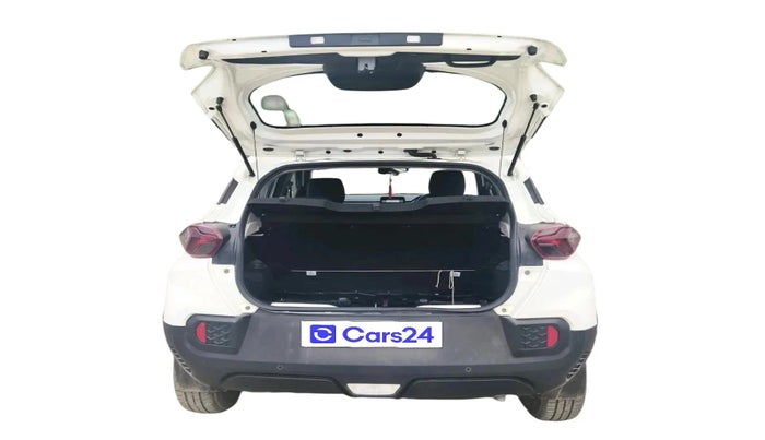 2023 Tata PUNCH ADVENTURE AMT, Petrol, Automatic, 13,190 km, exterior