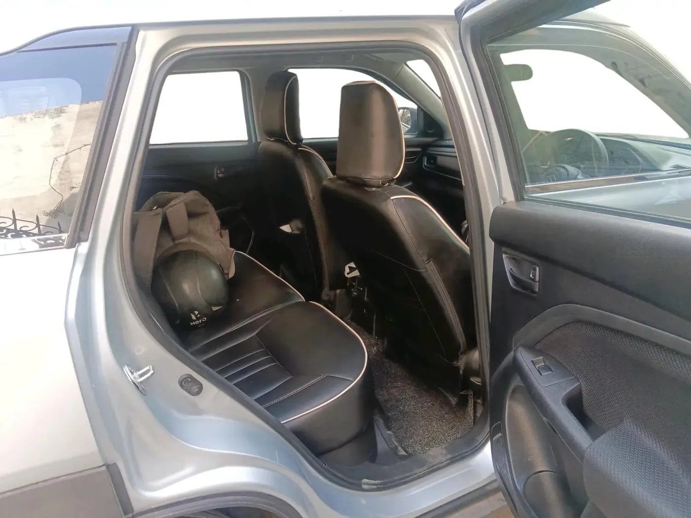 2025 Maruti BREZZA LXI S- CNG, CNG, Manual, 10,671 km, interior