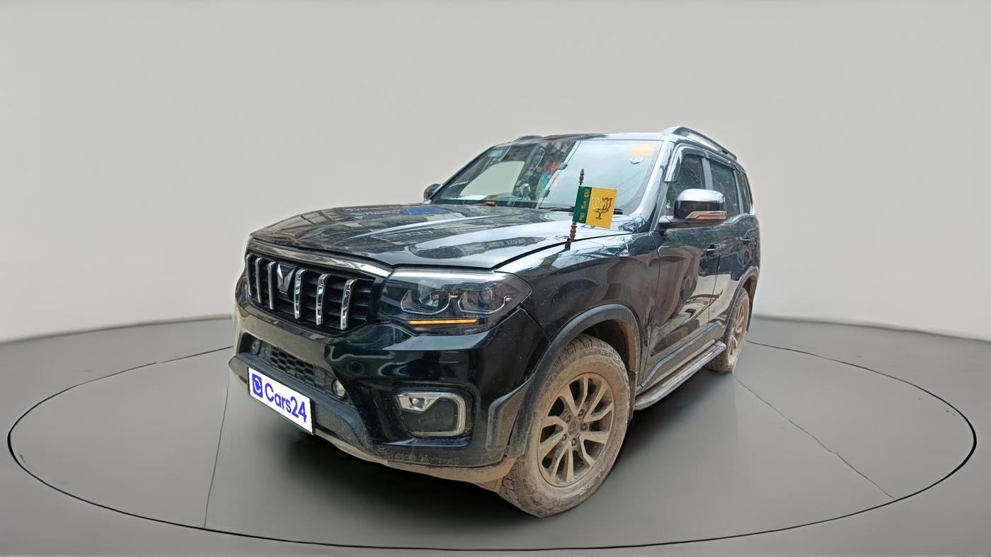 2024 Mahindra SCORPIO-N Z4 PETROL AT 7 STR, Petrol, Automatic, 26,987 km, exterior