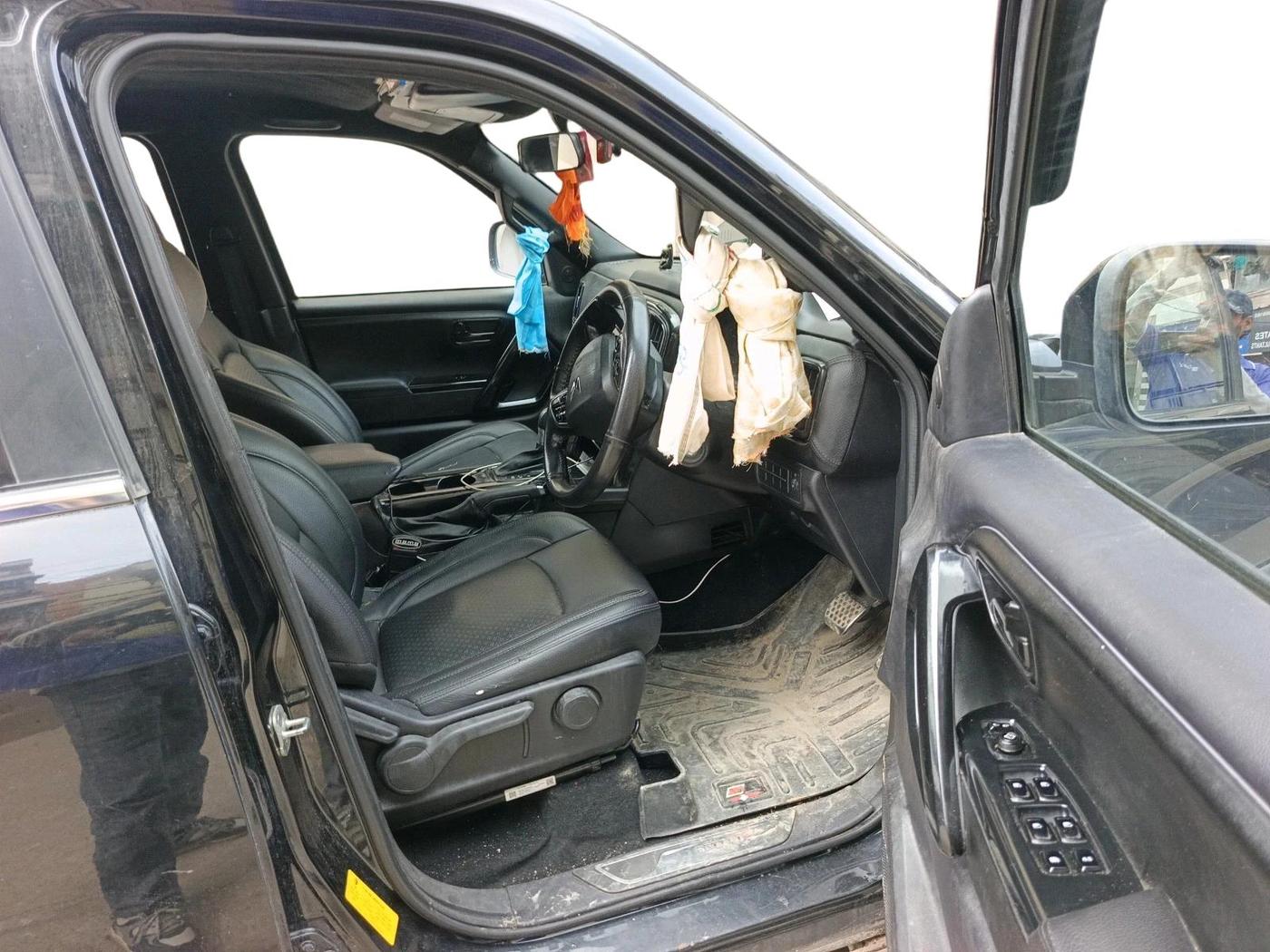 2024 Mahindra SCORPIO-N Z4 PETROL AT 7 STR, Petrol, Automatic, 26,987 km, interior