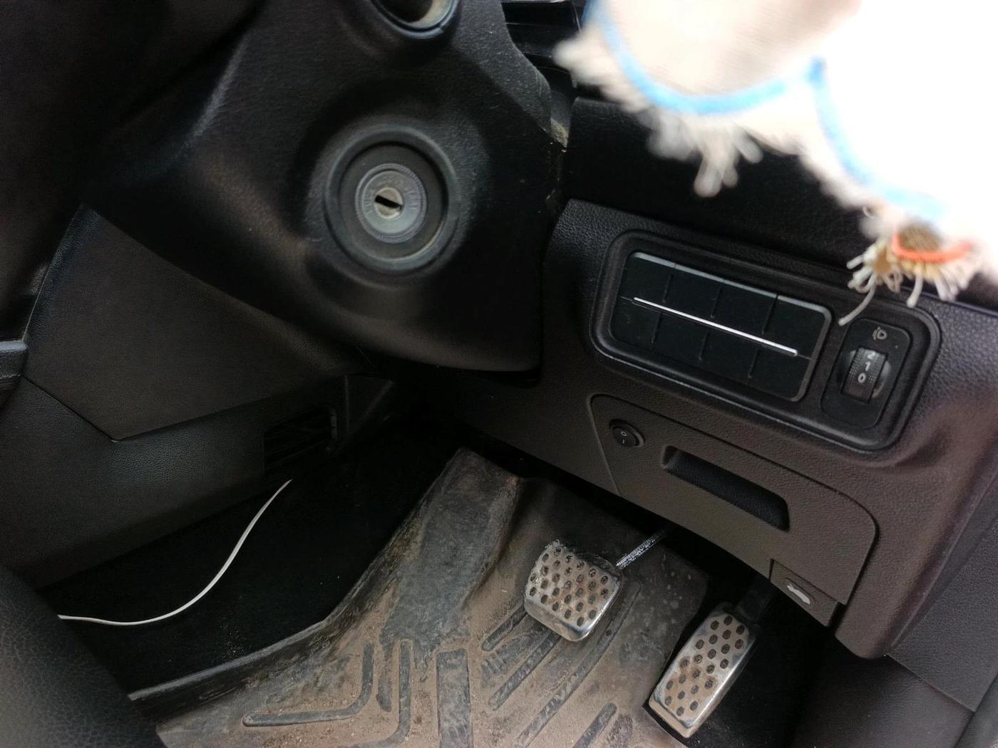 2024 Mahindra SCORPIO-N Z4 PETROL AT 7 STR, Petrol, Automatic, 26,987 km, interior