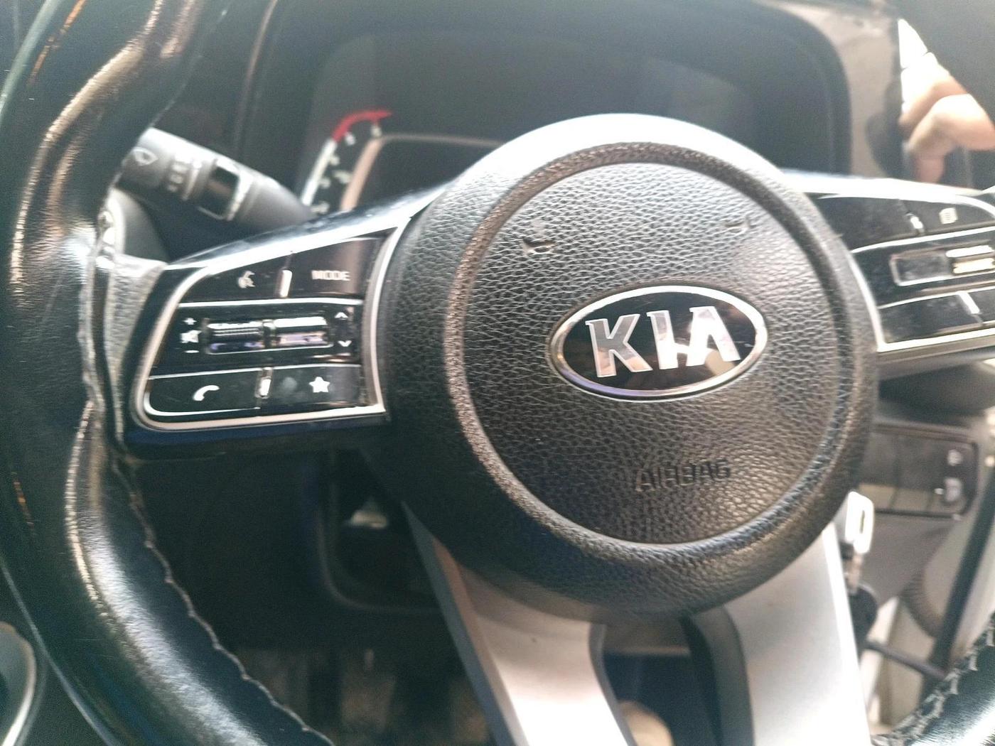 2021 KIA SONET HTK PLUS 1.5, Diesel, Manual, 58,120 km, interior