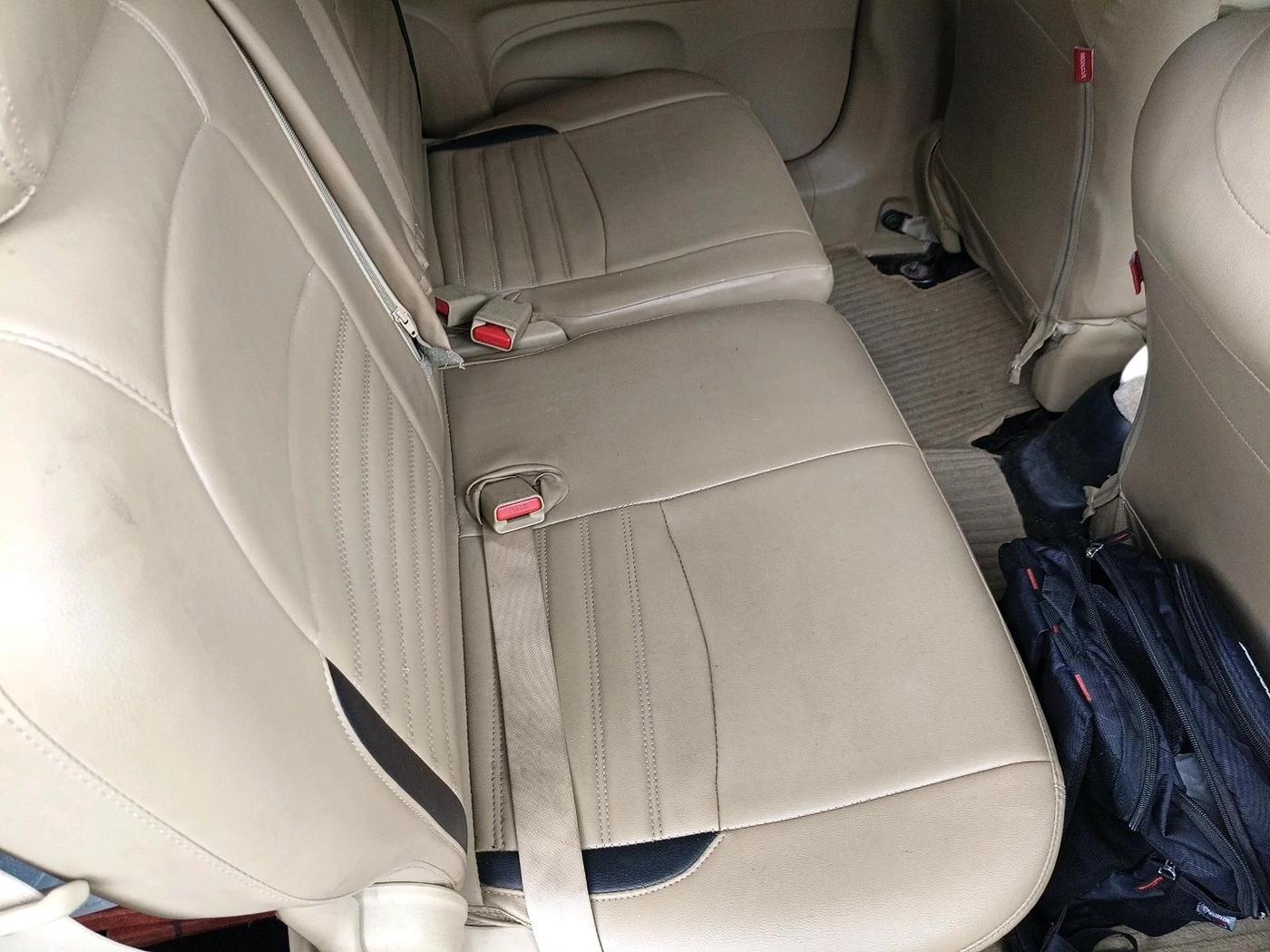 2015 Honda Mobilio 1.5L I-VTEC S, Petrol, Manual, 83,543 km, interior