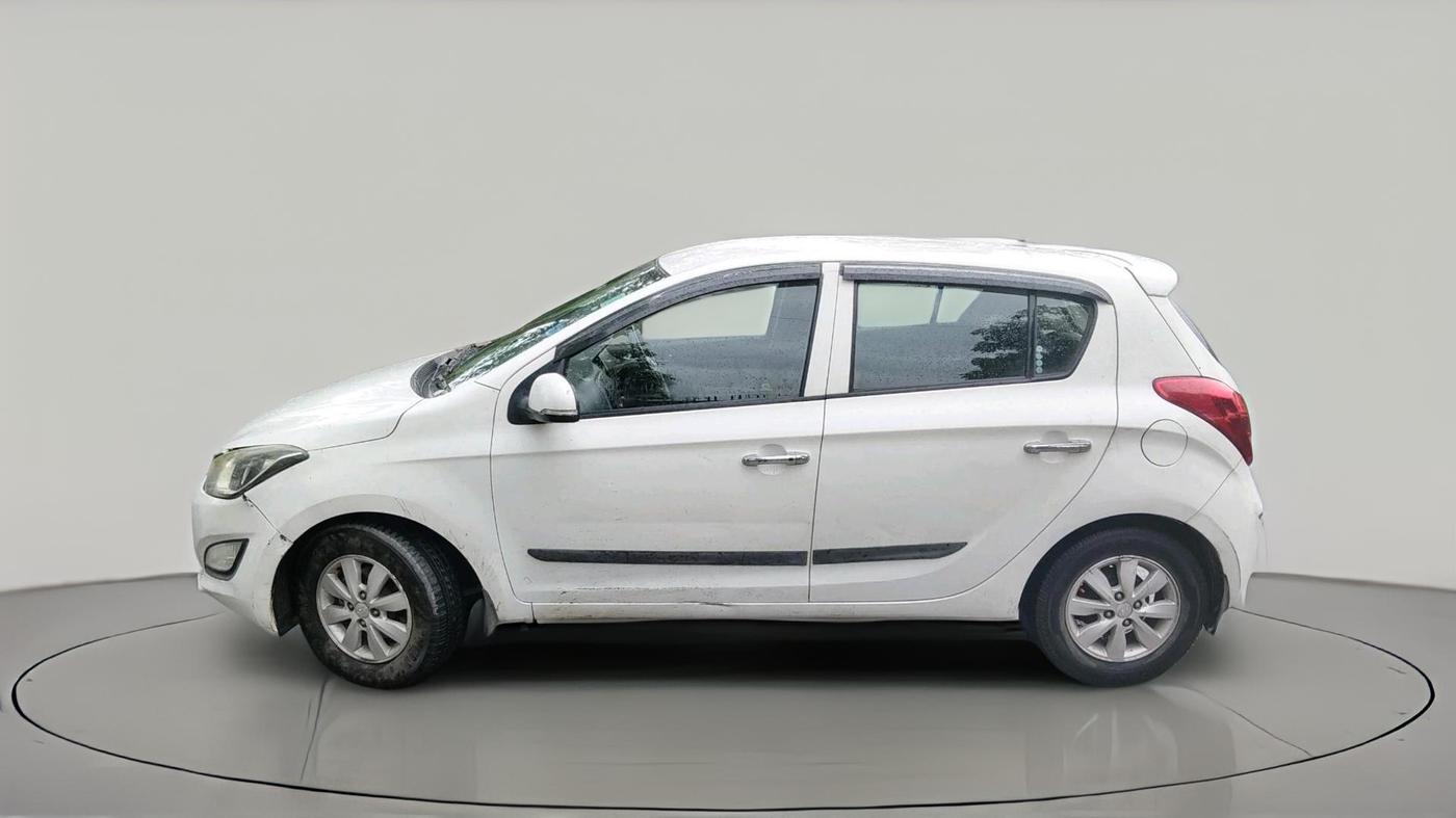 2012 Hyundai i20 ASTA 1.2, Petrol, Manual, 1,24,951 km, exterior